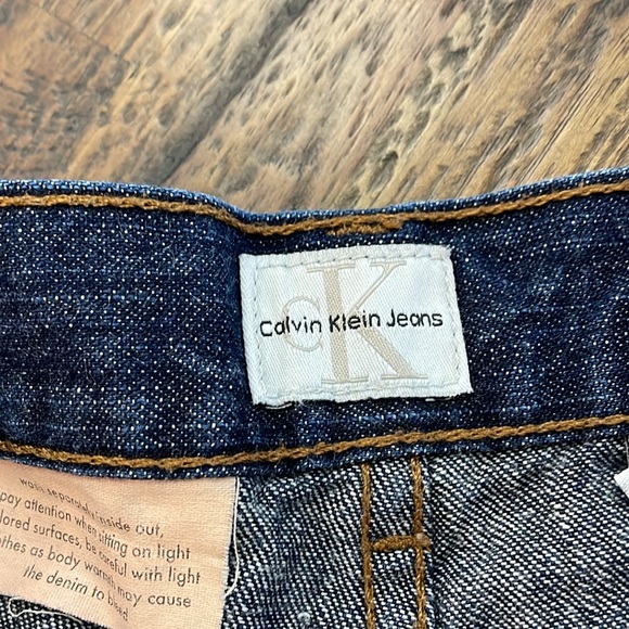 Calvin Klein jeans size 12 - Picture 3 of 9